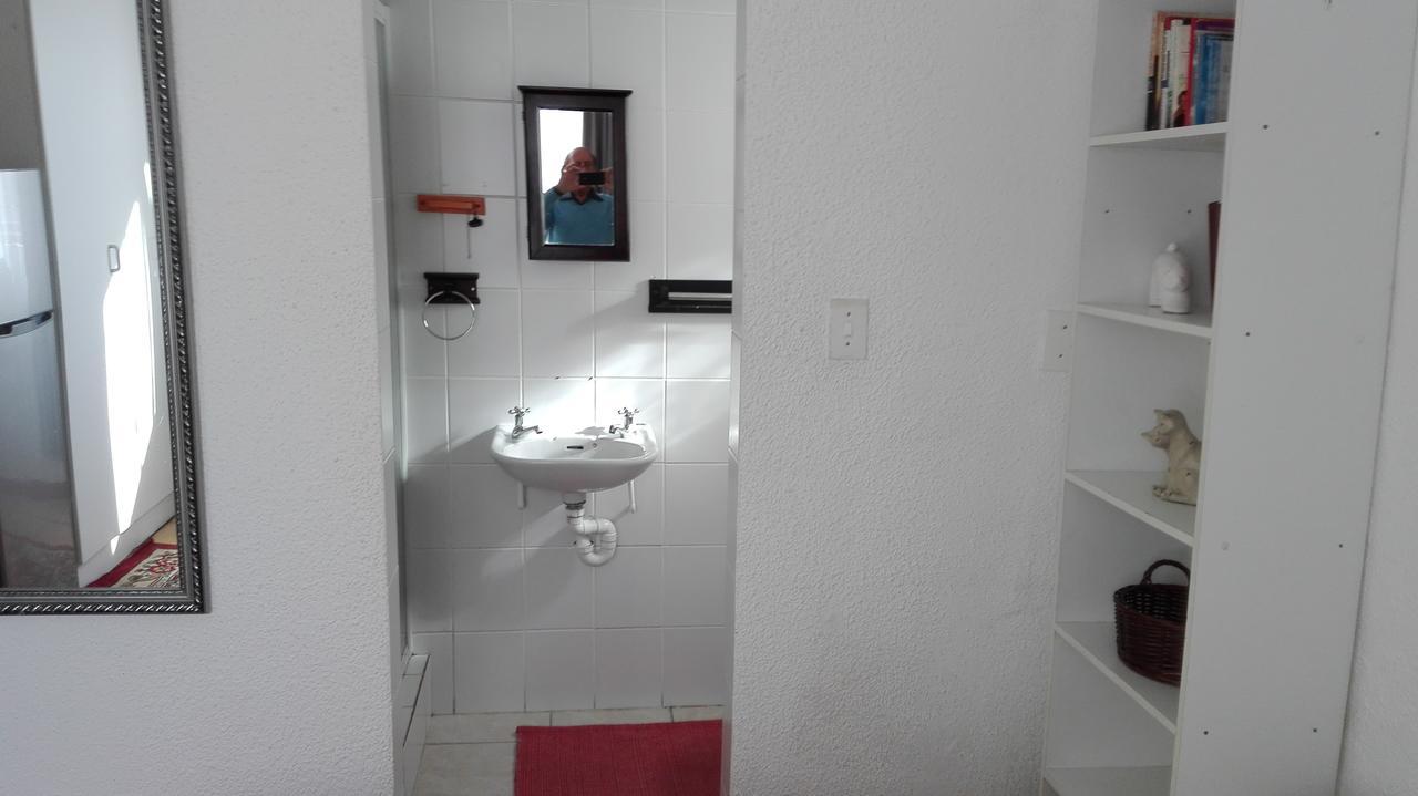 50 On Theal Apartment Пароу Екстериор снимка
