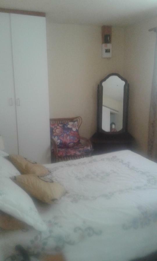 50 On Theal Apartment Пароу Екстериор снимка